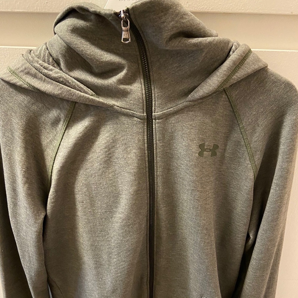 Under  Armour Jacket